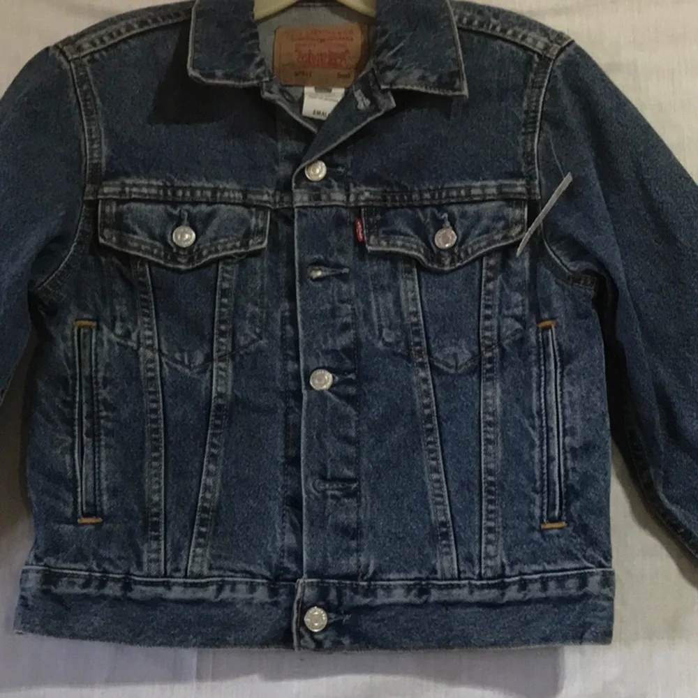 Vintage youth Levi denim jacket small - Picture 2 of 10